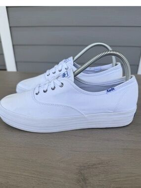 Keds Women’s Triple Core Canvas Platform Sneakers White Size 9